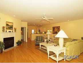 4th image of 33 Olive Ave