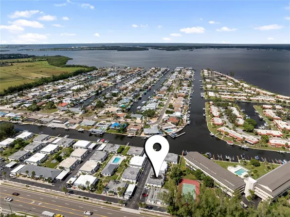 9612 Santa Maria Ct #52, Bradenton, FL 34210