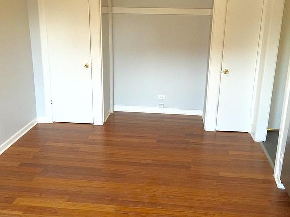 5th image of 4556 N Malden St #210