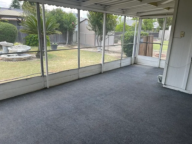3 bed, 1613 sqft, $2,150 — Photo 2