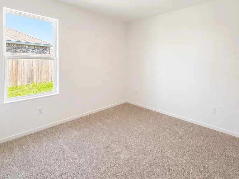 6402 Begonia Trellis Dr — Photo 10