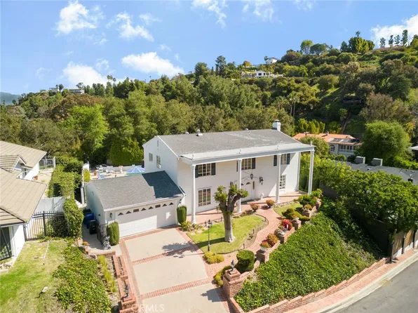 16717 Encino Hills Dr, Encino, CA 91436