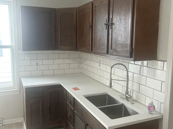 1630 Kearney Ave, Racine, WI 53405