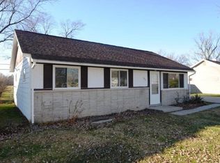 1375 Sherbrook Dr, New Haven, IN 46774