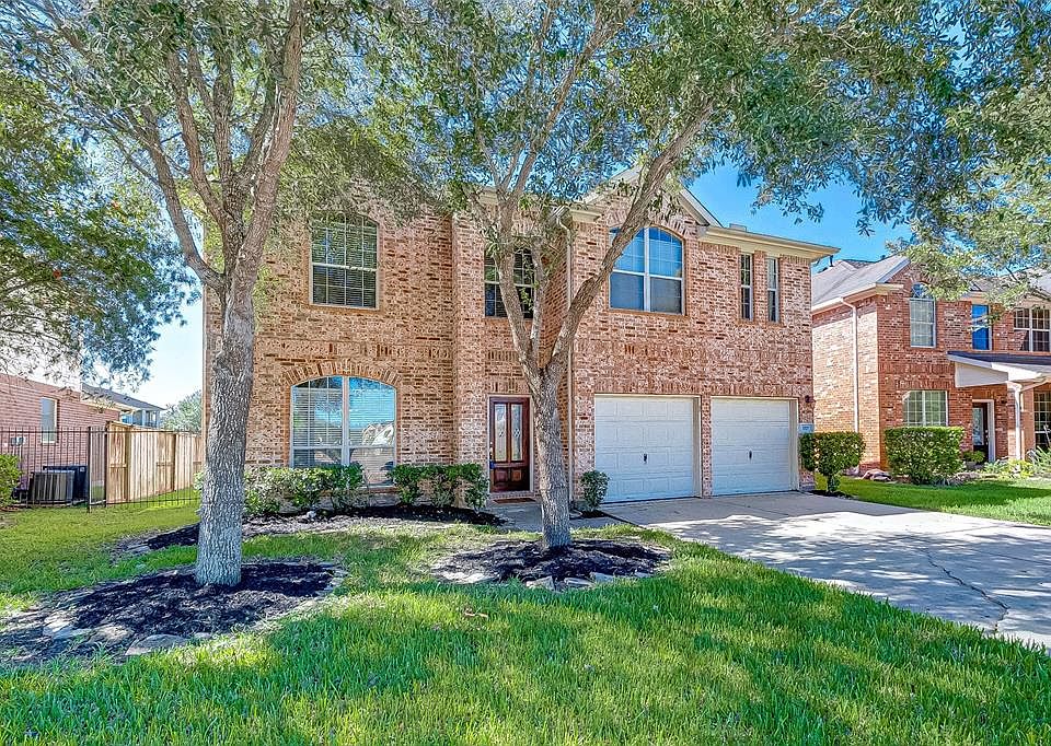 1st image of 3827 Golden Shores Dr