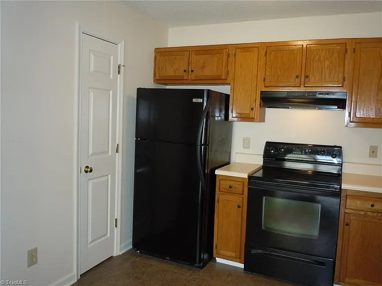 4007 Sourgum Ct — Photo 9