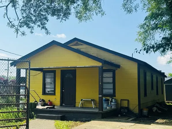 1118 Dozier St, Dalton, GA 30721