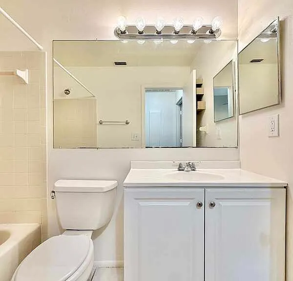 599 Capistrano Ct — Photo 29