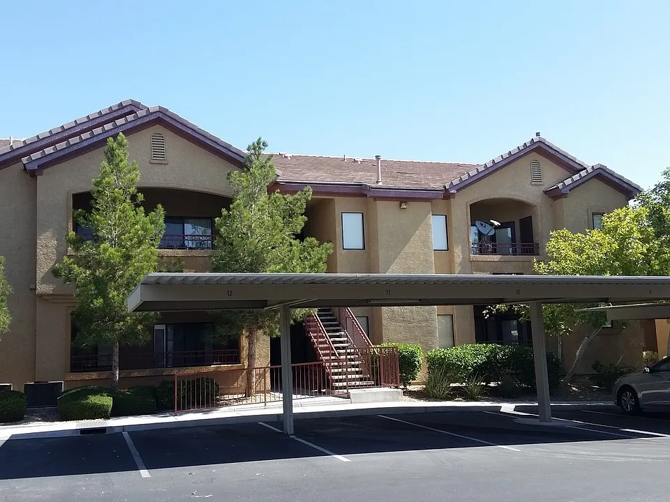 8250 N Grand Canyon Dr #1014