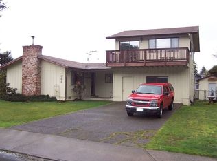 395 Ranch Rd, Reedsport, OR 97467