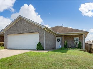 121 Roscommon Rd, Tuscaloosa, AL 35405