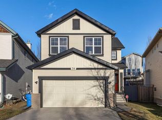 38 W Evansbrooke Mnr NW, Calgary, AB T3P 1C9