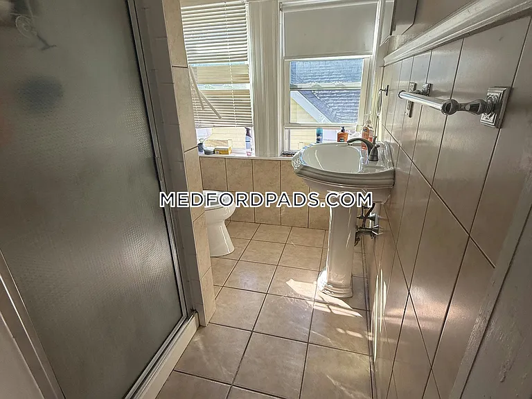 132 George St #2 — Photo 13