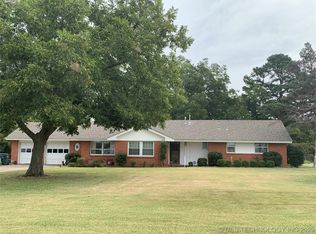 1309 S Mission Ln, Okmulgee, OK 74447