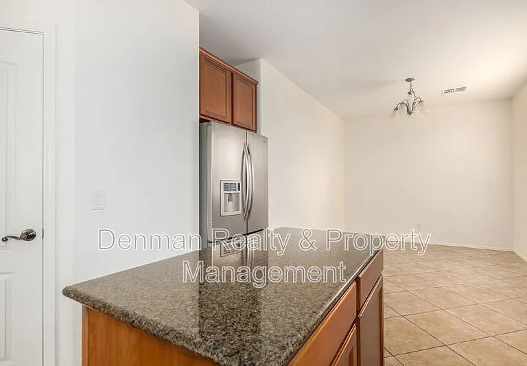 4262 E Carla Vista Dr — Photo 15