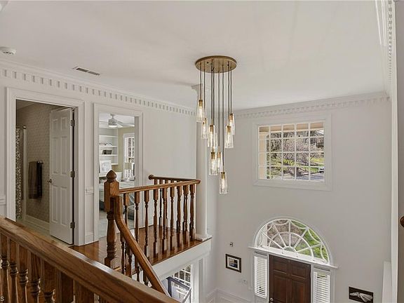 4th image of 1124 Claverton Ct