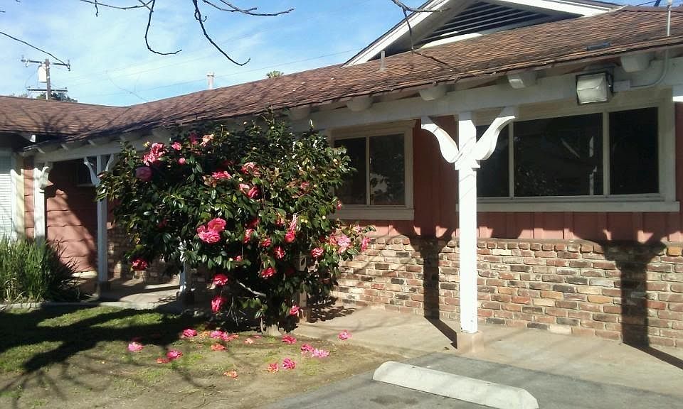 1st image of 1418 W Stoneridge Ct