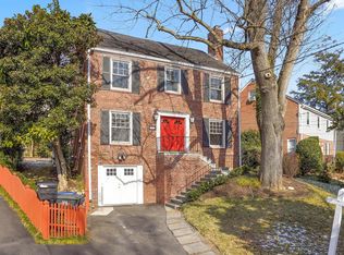 4819 V St NW, Washington, DC 20007