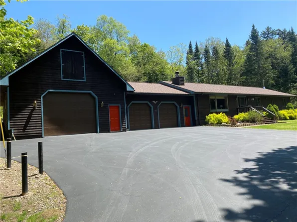 338 S Shore Rd, Old Forge, NY 13420