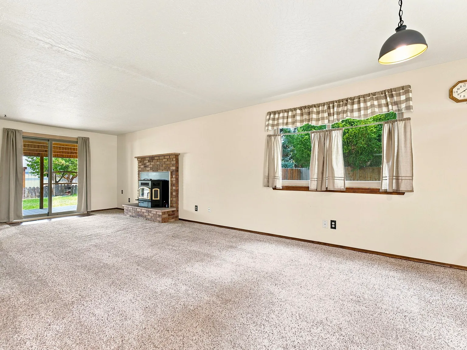 2 bed, 1232 sqft, $1,850 — Photo 4