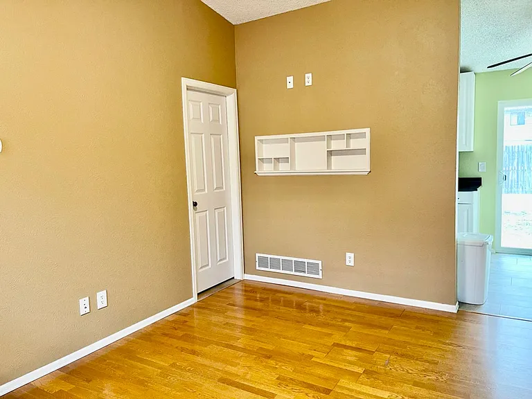 17502 E Whitaker Dr — Photo 8