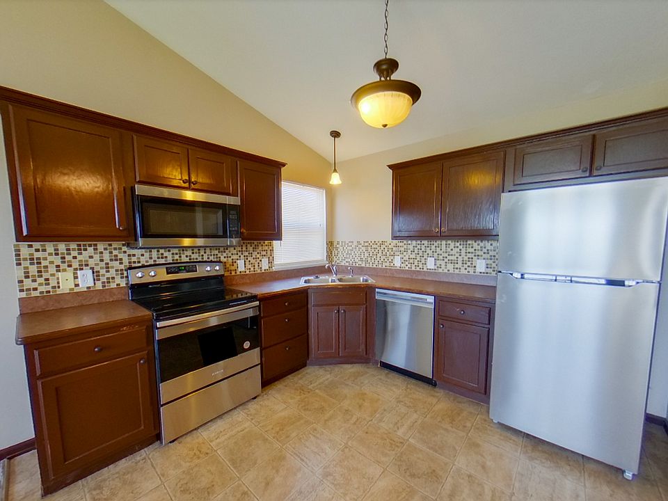 1st image of 513 Brooklawn Dr