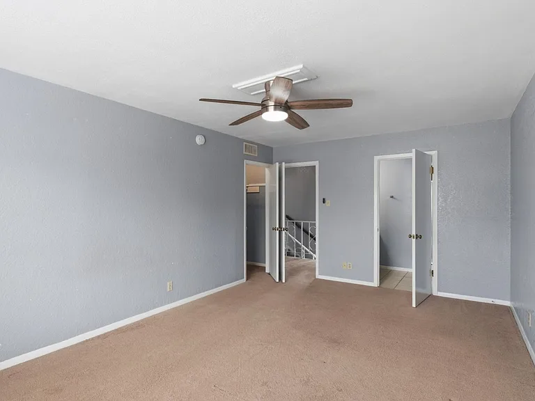 100 Royal Way Dr #17C — Photo 18