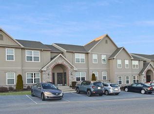 8436 Hilton St, Hummelstown, PA 17036
