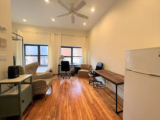 Rented by Oxford Property Group | media 16