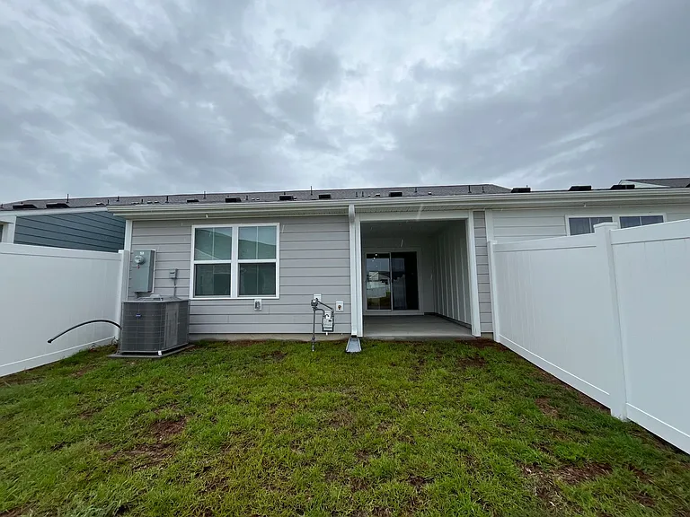 4184 Farmfield Dr — Photo 31