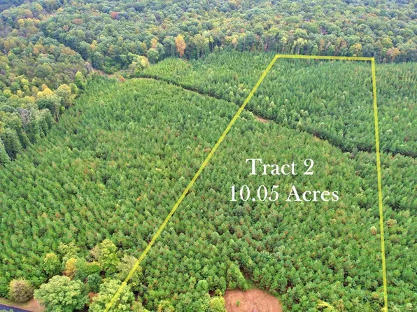2 Buck Mountain Ln, Gladstone, VA 24553