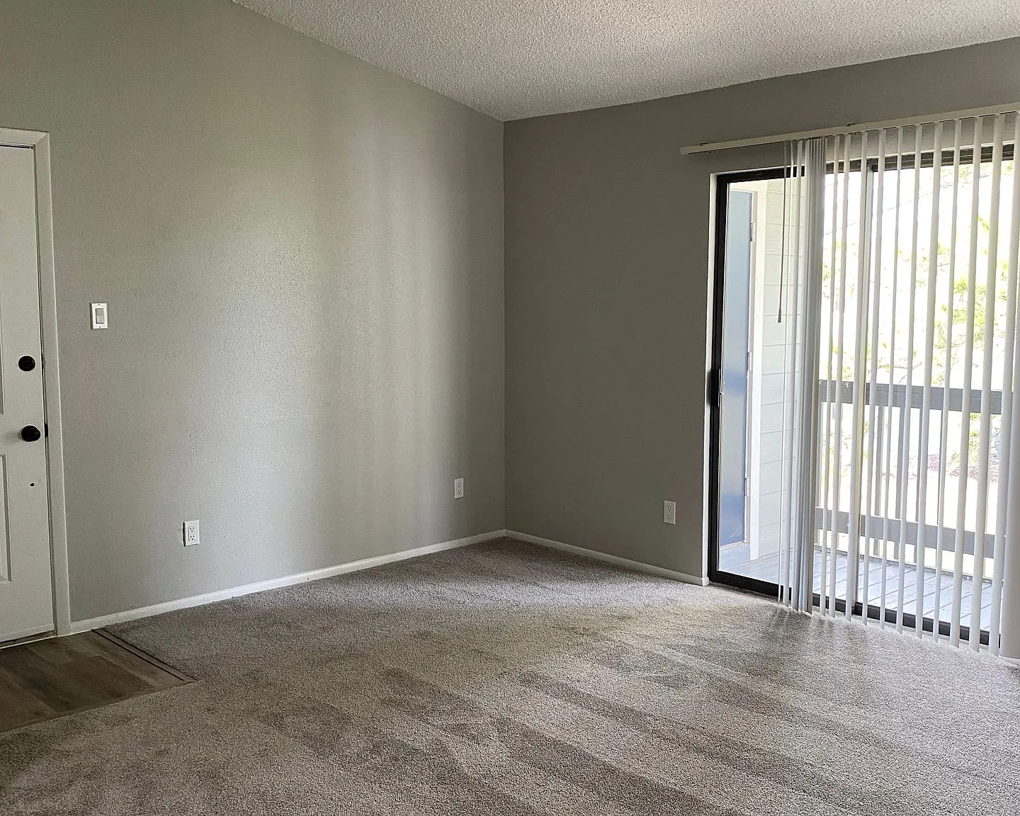 **Cabana Key** One Bedroom Ready For Occupancy — Photo 4