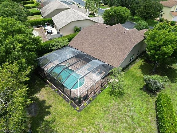 3rd image of 7653 Citrus Hill LN