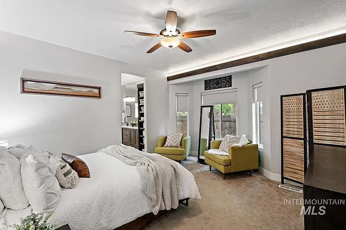 1267 E Spinnaker Ln — Photo 35