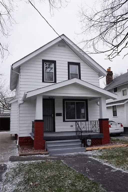 3038 W 115th St photo 1