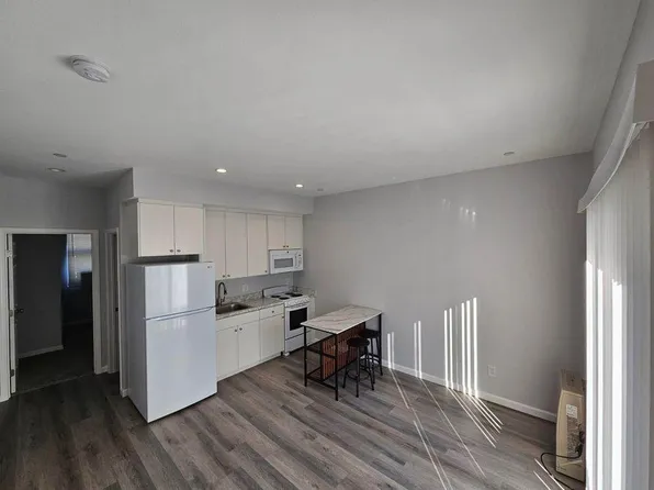 2052 Medano Dr, Santa Rosa, CA 95407