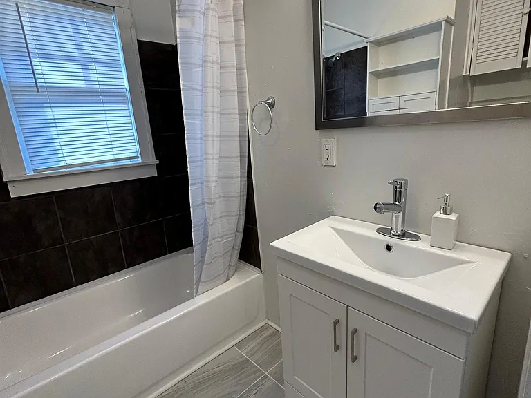 2030 E Gregory Blvd — Photo 8