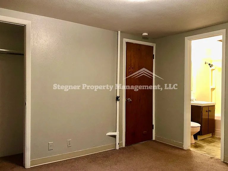 1017 18th Ave — Photo 7