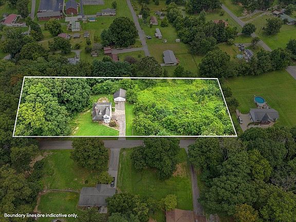 3rd image of 3308 Willis St