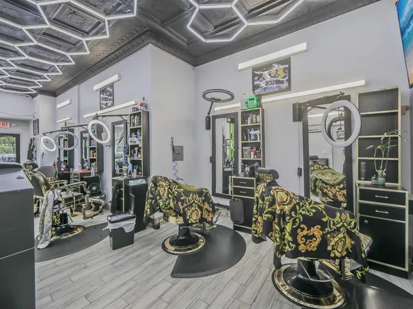 326 Kearny Avenue image 6 of 19