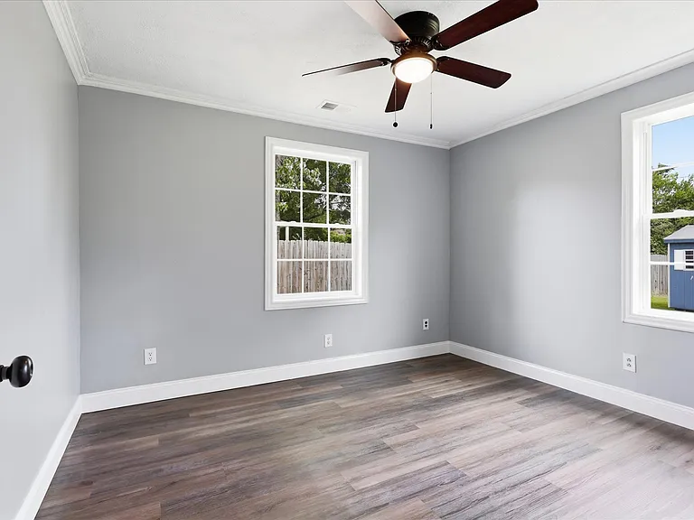 2812 Skelton St — Photo 15
