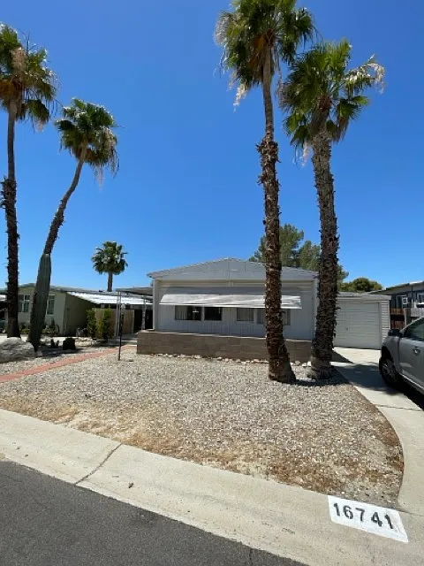 2 bed, 1100 sqft, $1,400 — Photo 2