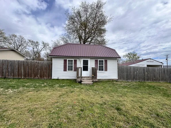 305 S Washington Street, Diamond, MO 64840