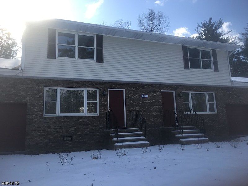 1st image of 407 Deerfield Ln #A