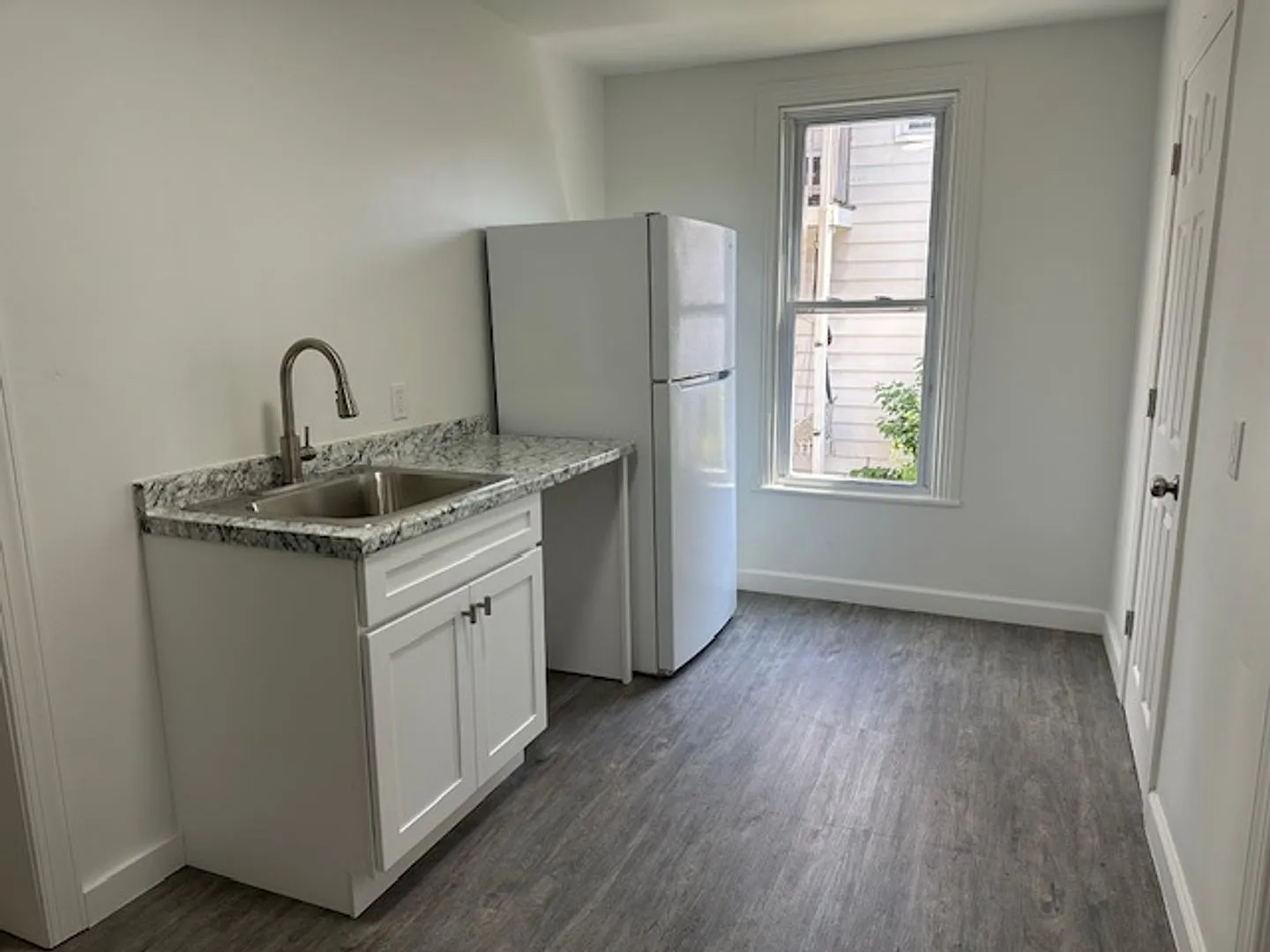 1st Floor 1 Bedroom, 1 Bathroom Apartment For Rent in New Cumberland, PA, located within the West... — Photo 4