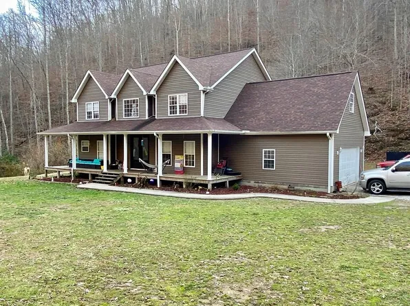 453 Lackey Br, Pilgrim, KY 41250