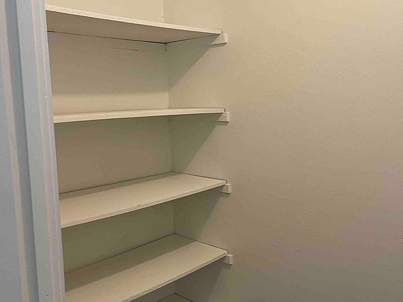 2nd image of 2026 Klamath Ave #6