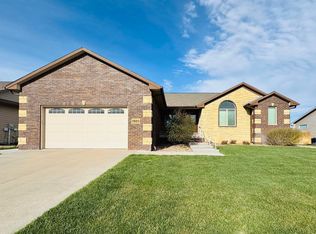 2809 Morris Rd, Hutchinson, KS 67502