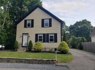 11 Shaw St, Middleboro, MA 02346