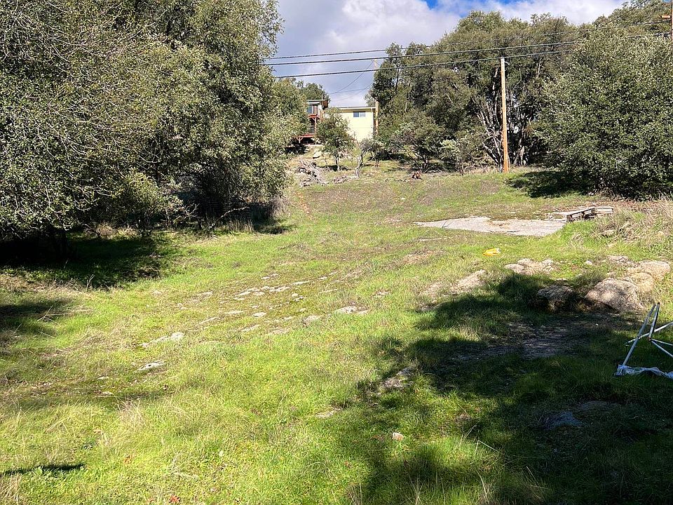 1st image of 0 Creekside Dr